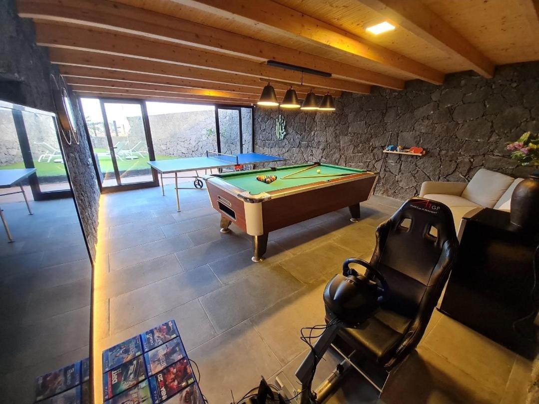 Lanzarote Villa Zafiro Game Room 16 Playa Blanca  Exteriör bild